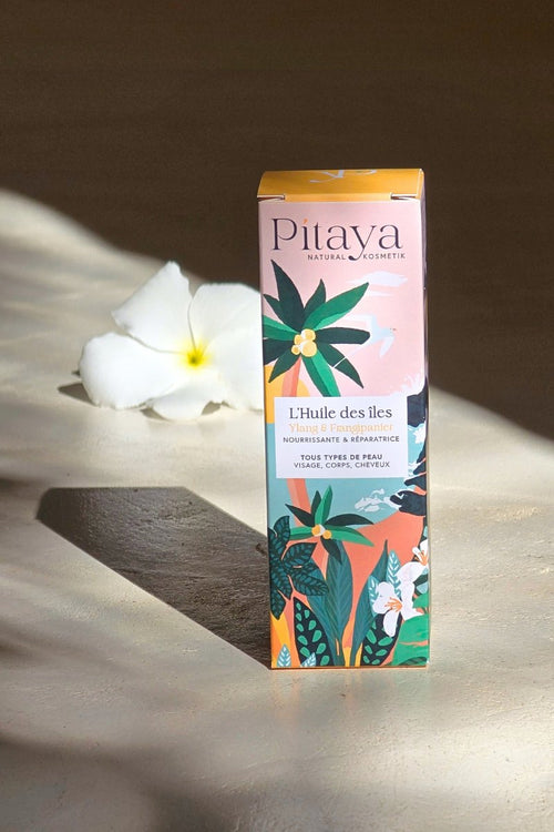 Une huile réparatrice et nourrissante de la marque Pitaya au parfum exotique pour le visage, le corps et les cheveux.