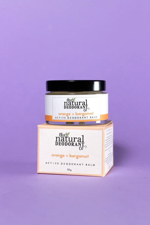 Deodorant naturel - The Natural Deodorant & CO - Actif Orange Bergamot de 55 g dans un pot en verre transparent