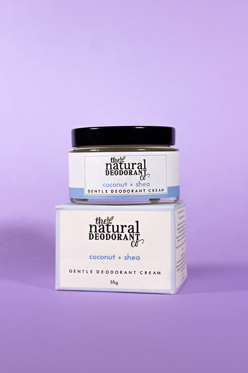 Baume Déodorant Doux ~ Coco + Karité de chez THE NATURAL DEODORANT & CO dans un contenant en verre de 55g